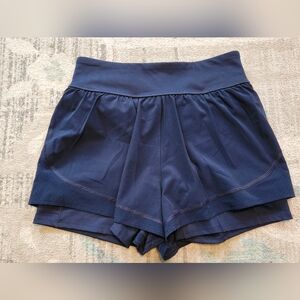 Women's Spanx Navy Shorts. Sz Med. EUC